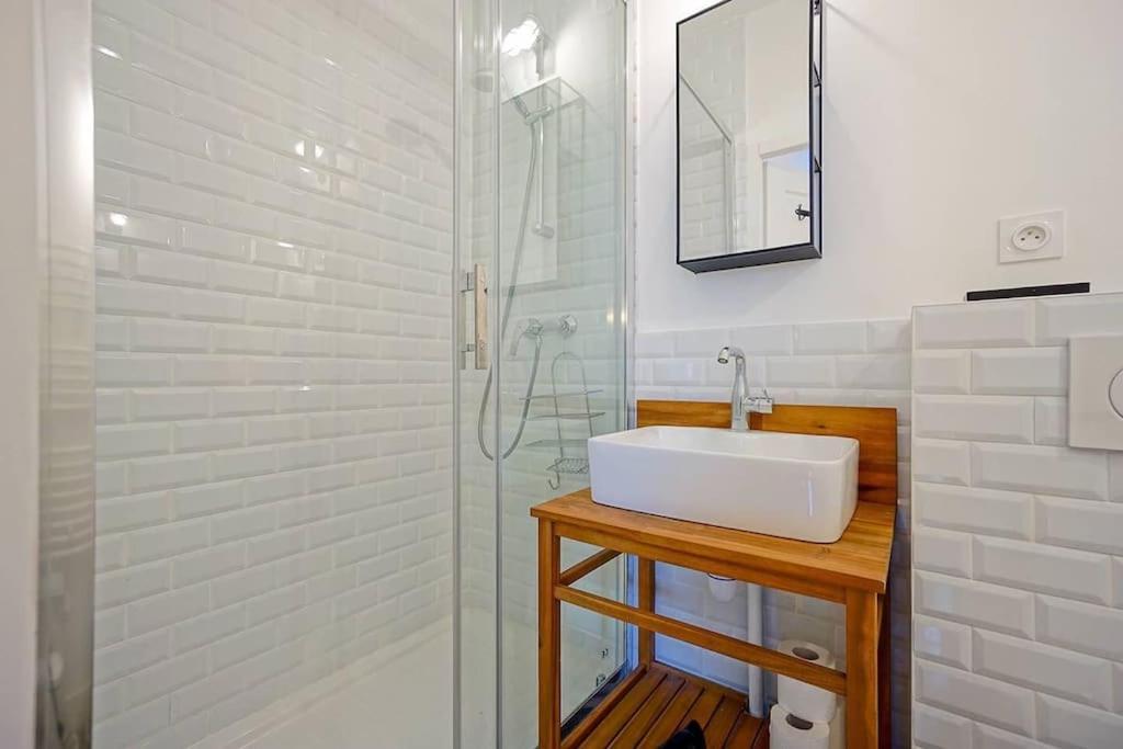 Elegant Appartement Dans Le Marais - Paris 3 Екстер'єр фото